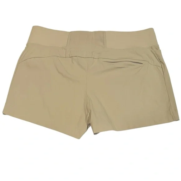 ATHLETA Trekkie North Short UPF Secure Pockets Tan Neutral NWT 16 - Picture 4 of 13